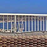 Le Baie Des Anges Rooftop *