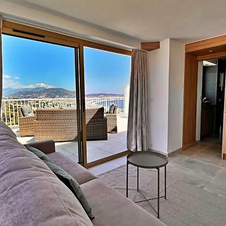 Le Baie Des Anges Rooftop *