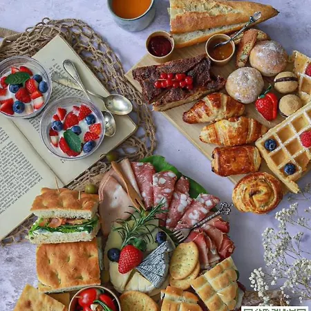 Le Baie Des Anges Rooftop Apartment