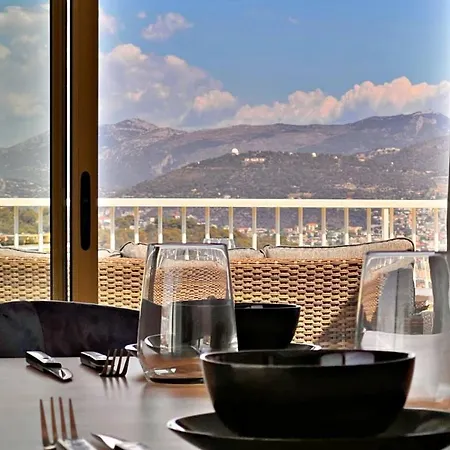 Le Baie Des Anges Rooftop